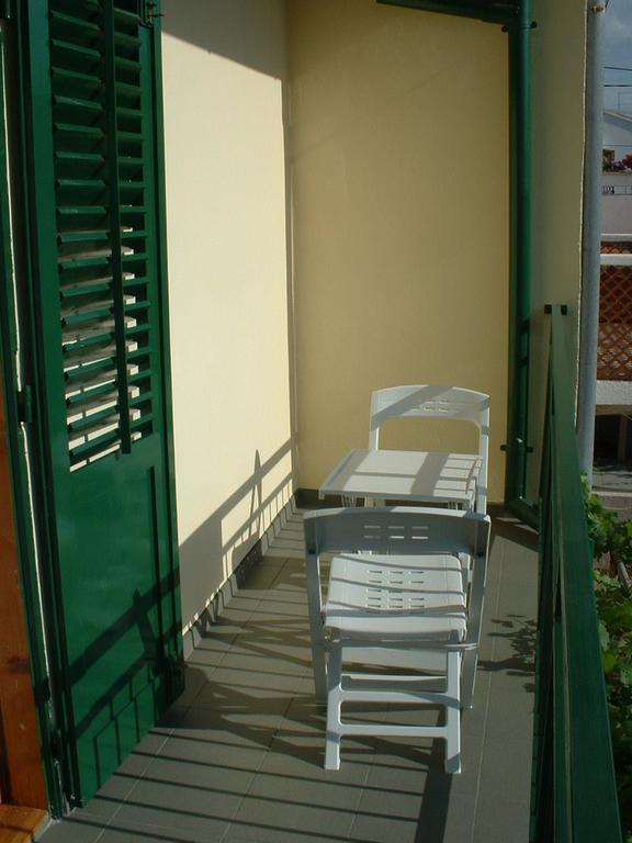 Holiday Home Olea Punat Bagian luar foto